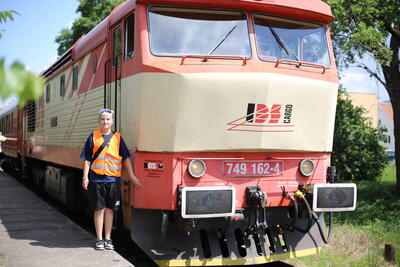 LH5 6544